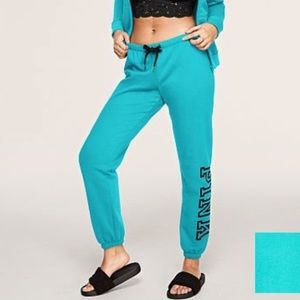 🆕VS PINK EVERYDAY LOUNGE CLASSIC PANT.NIP!